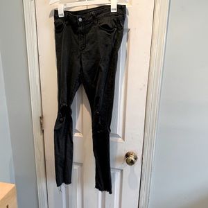 Woman’s Old Navy Black/Grey Ripped jeans size 10.